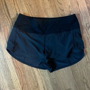Black Lululemon high rise Speed up shorts, size 8, 2.5 inseam